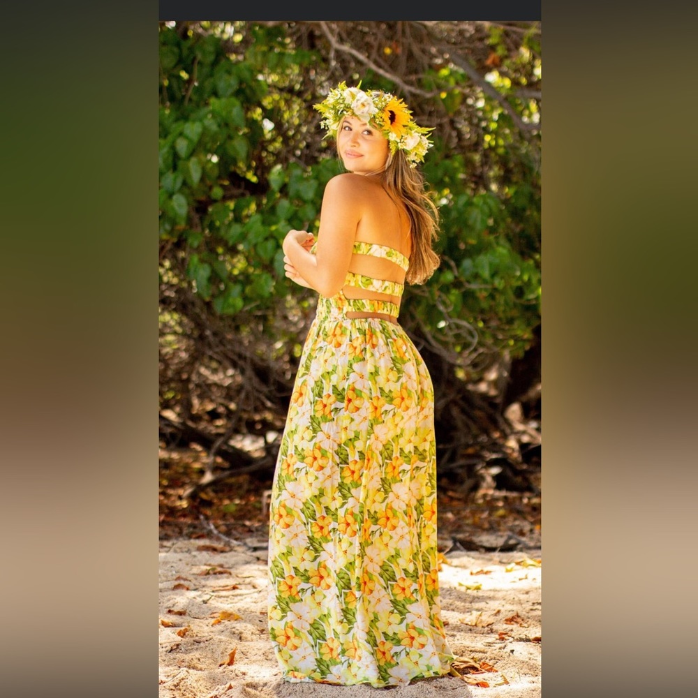 Fused Hawaii Roxe11e puakenikeni dress large
